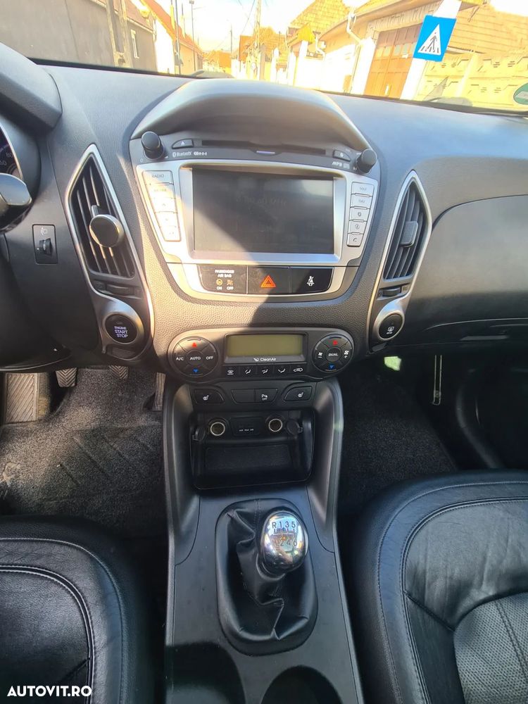 Hyundai ix35 2.0 CRDI 4WD Comfort - 14