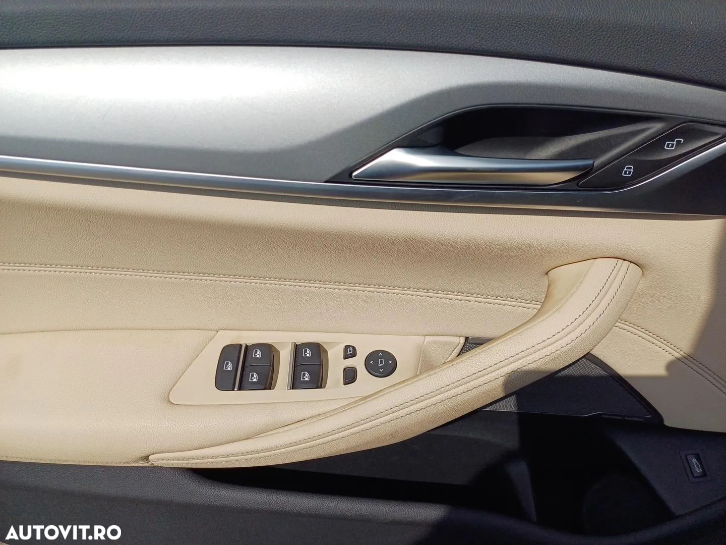 BMW Seria 5 530e xDrive Aut. - 9