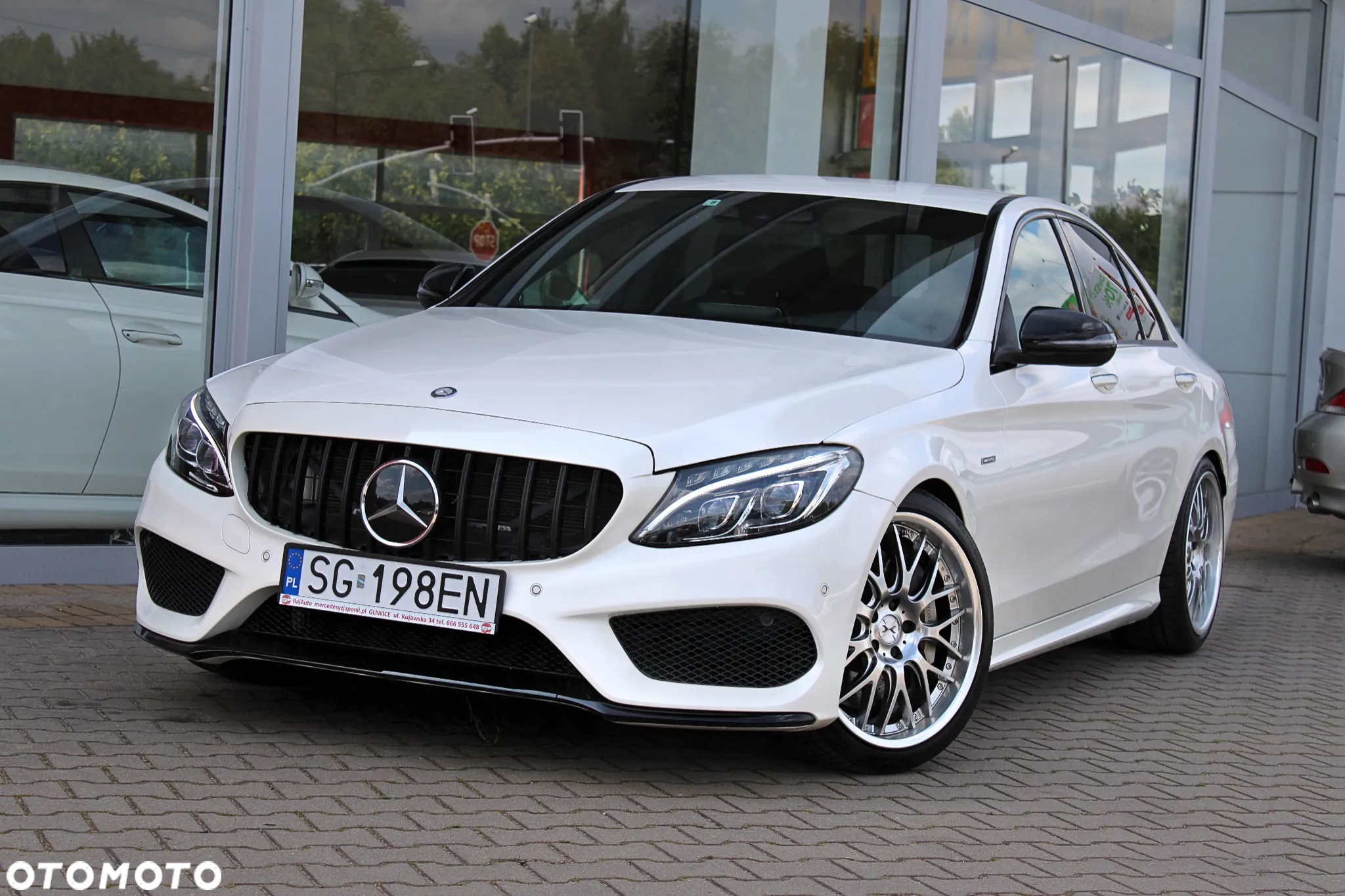 Mercedes-Benz Klasa C 450 AMG 4Matic 7G-TRONIC - 9
