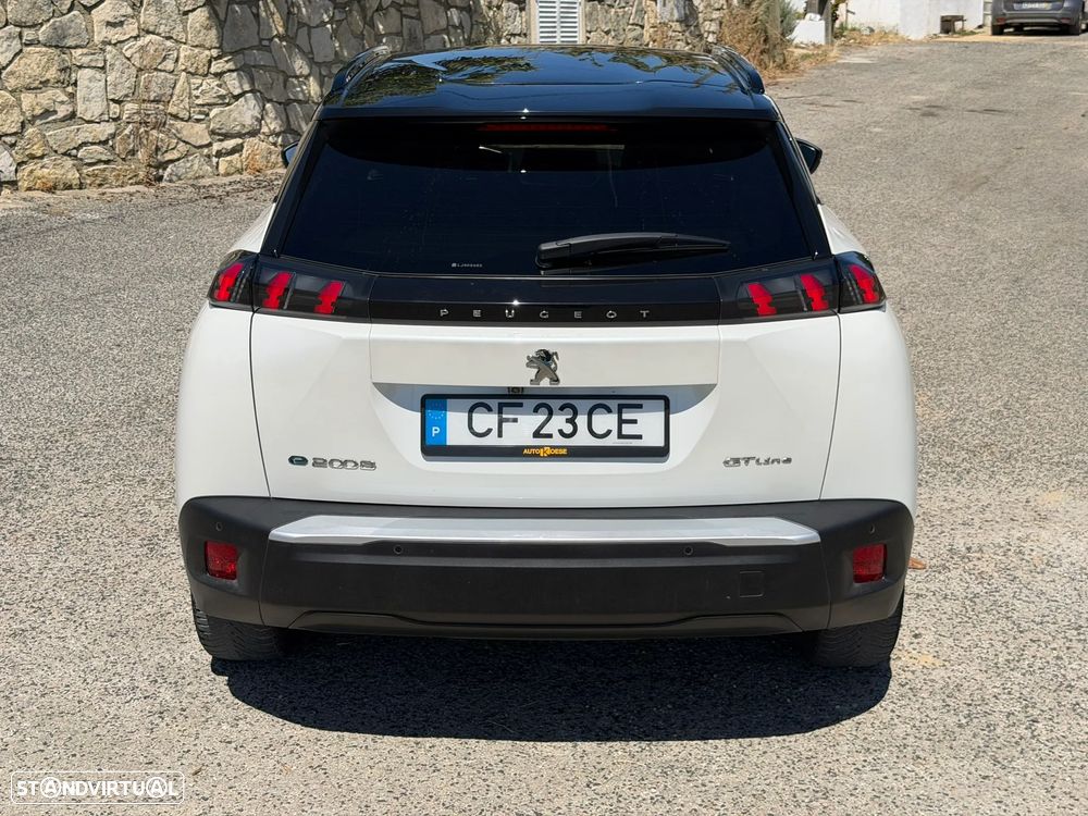 Peugeot e-2008 50 kWh GT Line - 6
