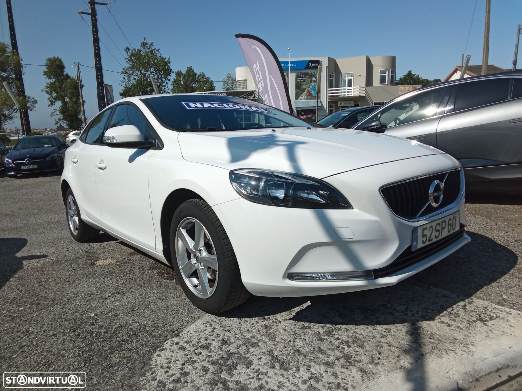 Volvo V40 2.0 D2 Momentum - 2