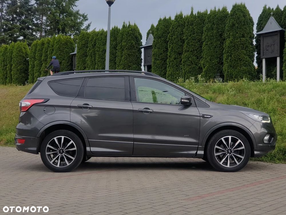 Ford Kuga 2.0 TDCi 4x4 ST-Line - 7