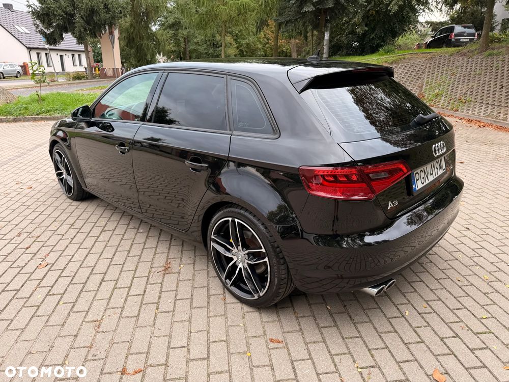 Audi A3 Sportback - 3