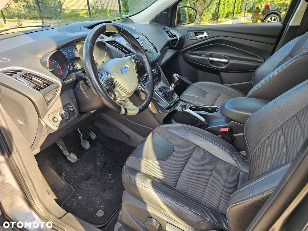 Ford Kuga 2.0 TDCi 4x4 Titanium - 10