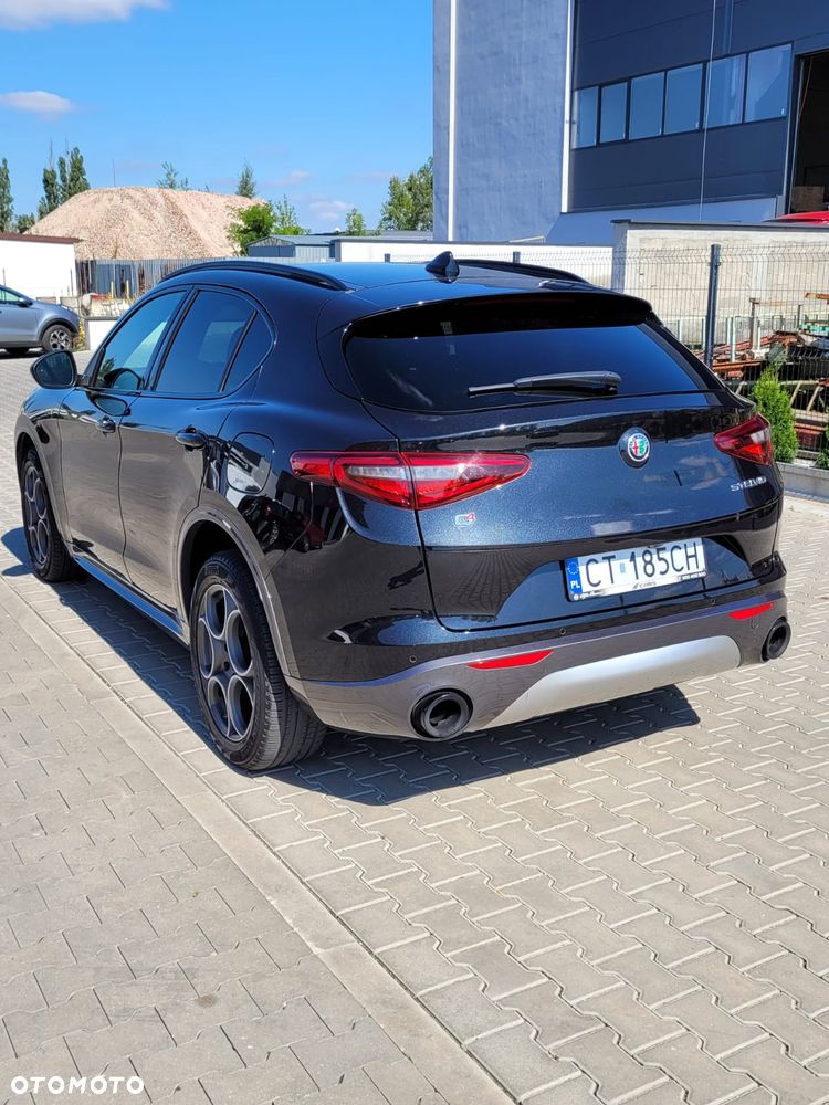 Alfa Romeo Stelvio 2.0 Turbo TI Q4 - 4