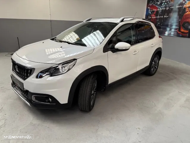 Peugeot 2008 1.2 PureTech Allure EAT6 - 2