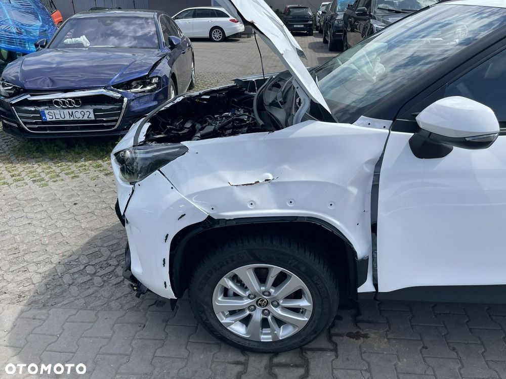 Toyota Yaris Cross Hybrid 1.5 Comfort AWD - 4