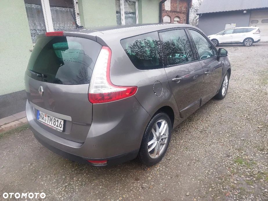 Renault Grand Scenic dCi 160 FAP Dynamique - 2
