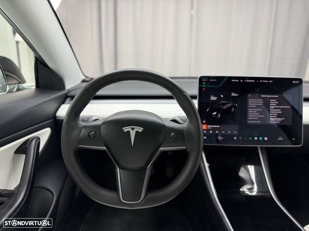 Tesla Model 3 Standard RWD Plus - 17