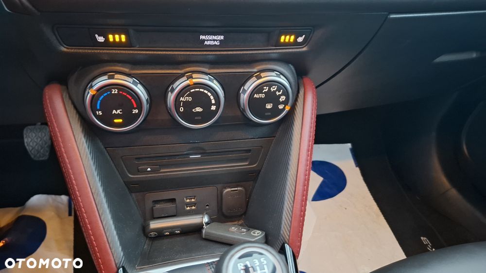 Mazda CX-3 2.0 Takumi - 25