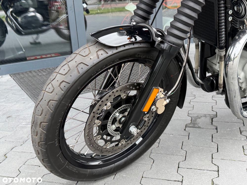 Royal Enfield Continental - 37