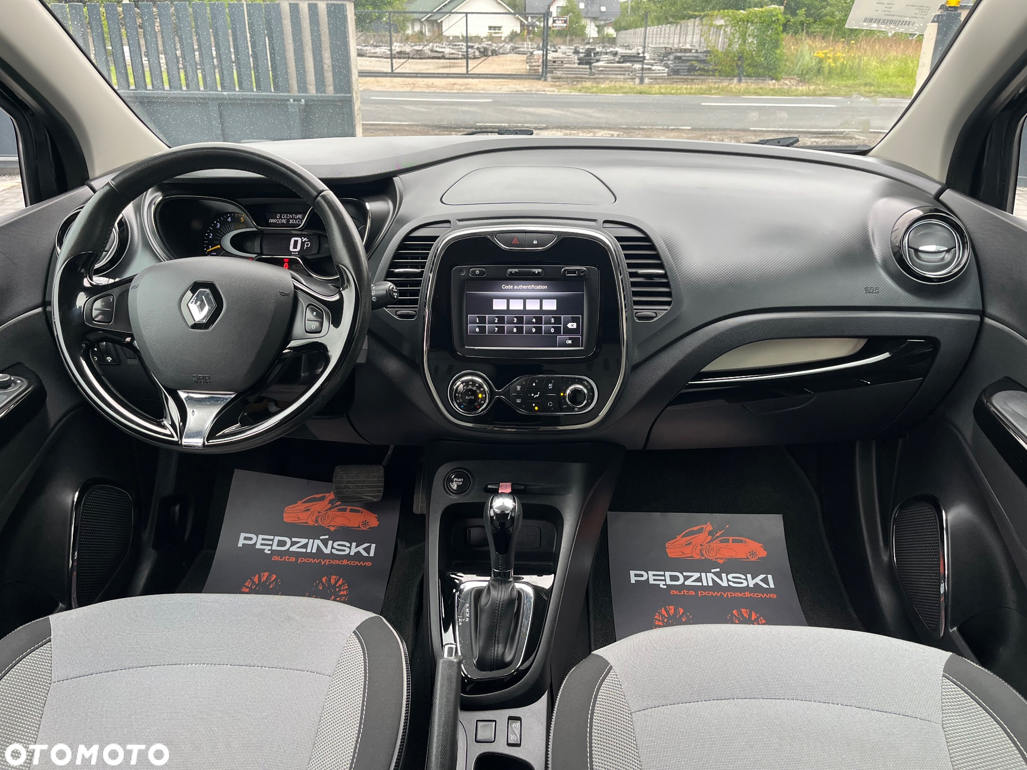 Renault Captur - 9