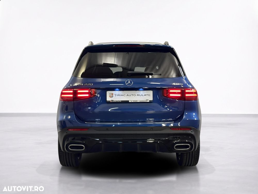 Mercedes-Benz GLB - 5