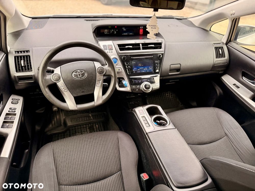 Toyota Prius+ (Hybrid) Comfort - 17