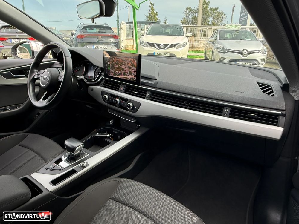 Audi A4 30 TDI S line S tronic - 23