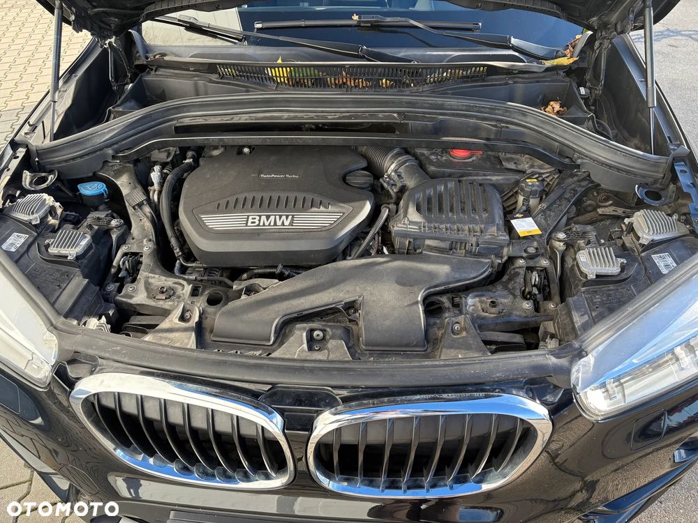 BMW X1 xDrive18d - 8