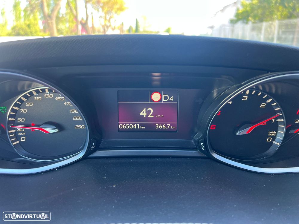 Peugeot 308 SW 1.5 BlueHDi GT Pack EAT8 - 16