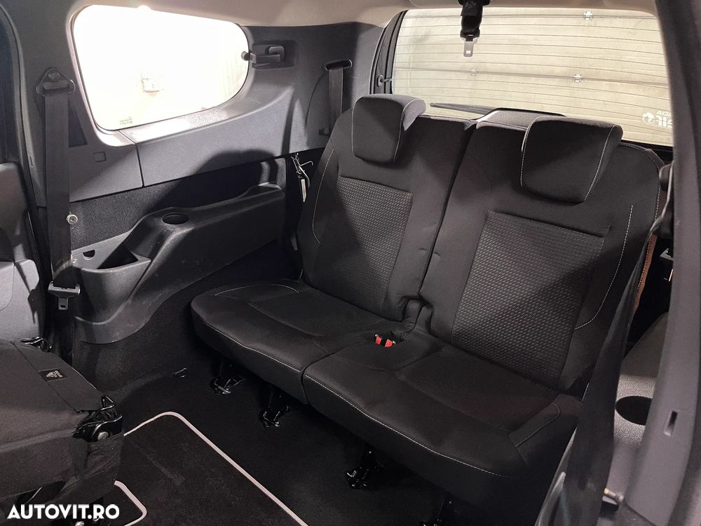 Dacia Lodgy SCe 100 Comfort - 13