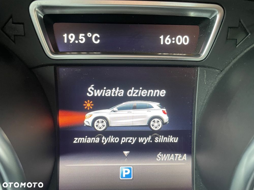 Mercedes-Benz GLA 200 - 19