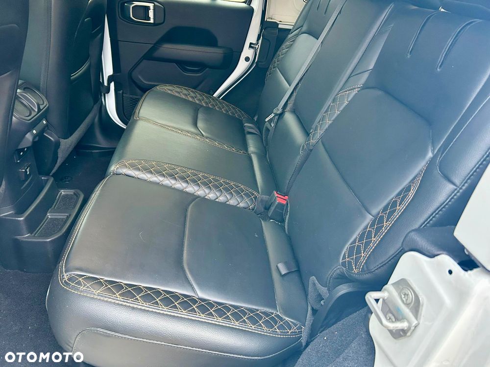 Jeep Wrangler Unlimited 2.0 Turbo PHEV 4xe Sahara - 10