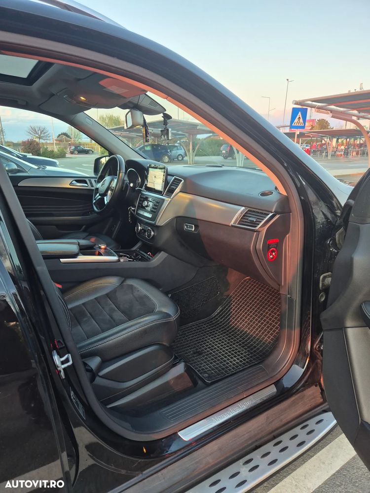 Mercedes-Benz ML 250 BlueTEC 4MATIC Aut - 3