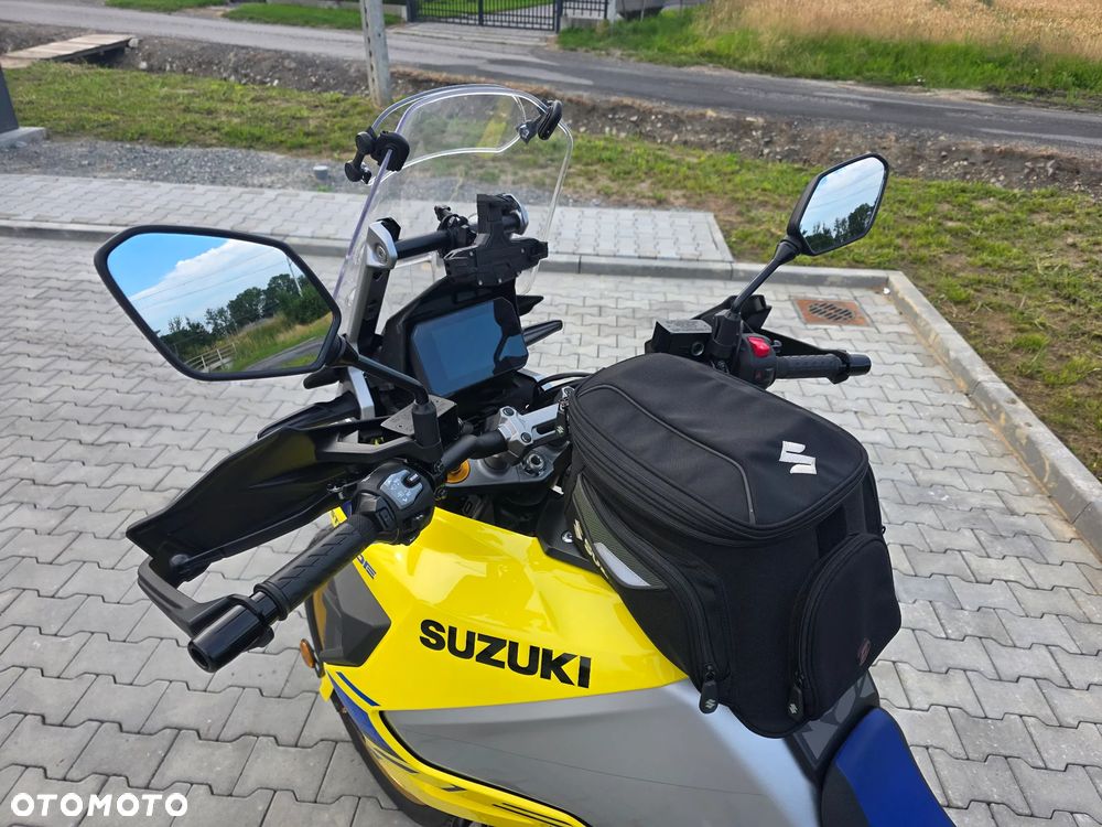 Suzuki V-STROM - 9