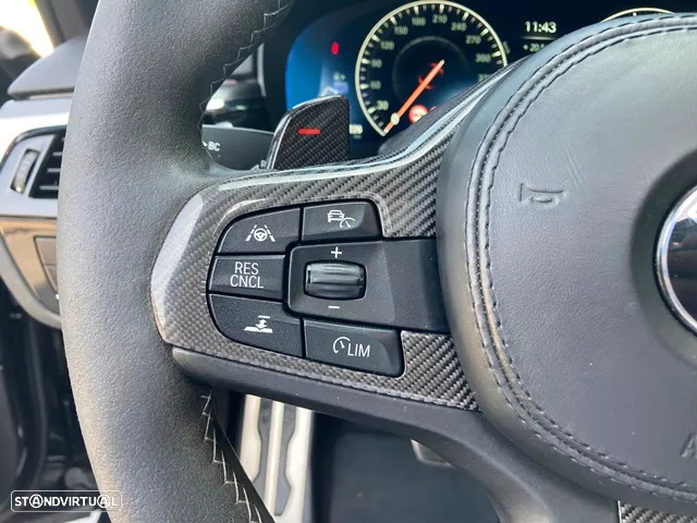 BMW M550d xDrive Auto - 23