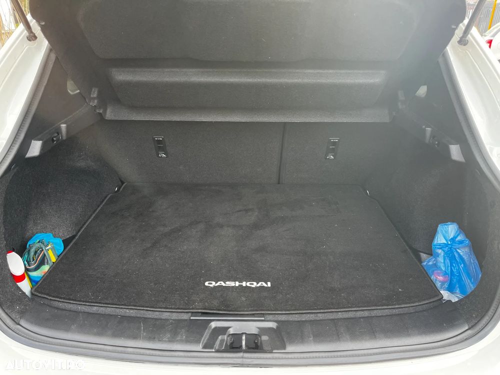 Nissan Qashqai 1.6 DCI Start/Stop Tekna - 27