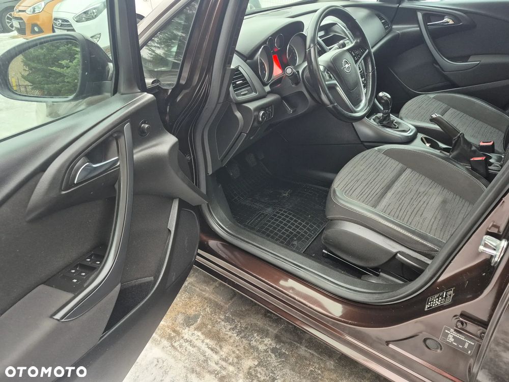 Opel Astra 1.6 Active - 11