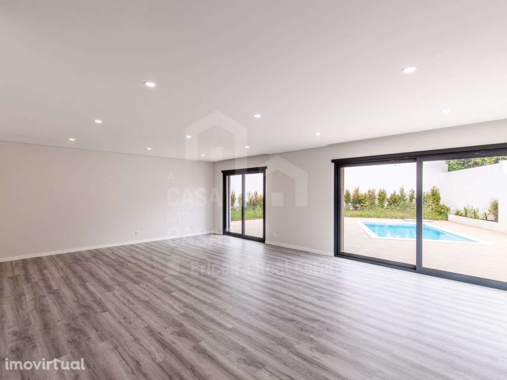 Vende Moradia T5 - Malveira 9km, A Casa das Casas - Grande imagem: 4/43