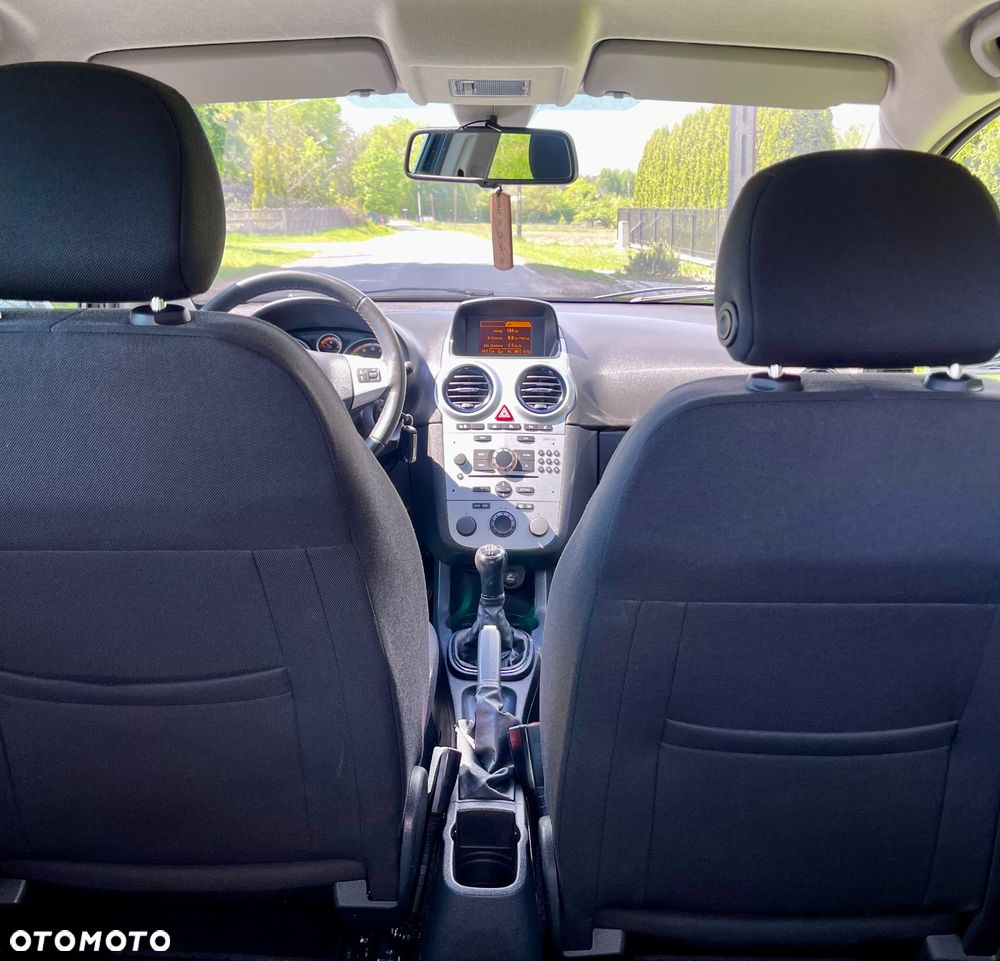 Opel Corsa 1.4 16V Color Edition - 30