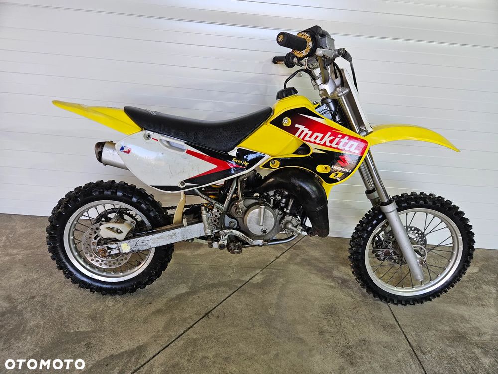 Suzuki RM - 7