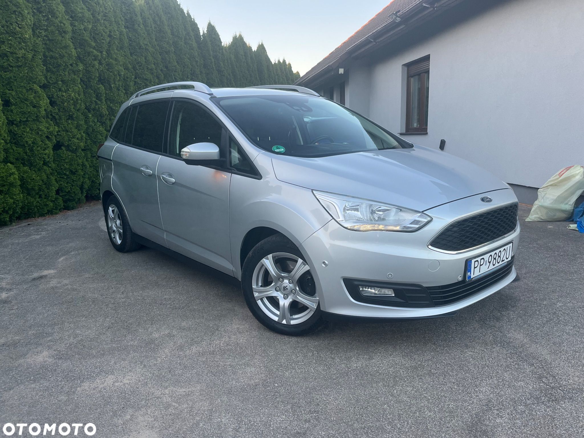 Ford Grand C-MAX 1.5 EcoBoost Start-Stopp-System Titanium - 1
