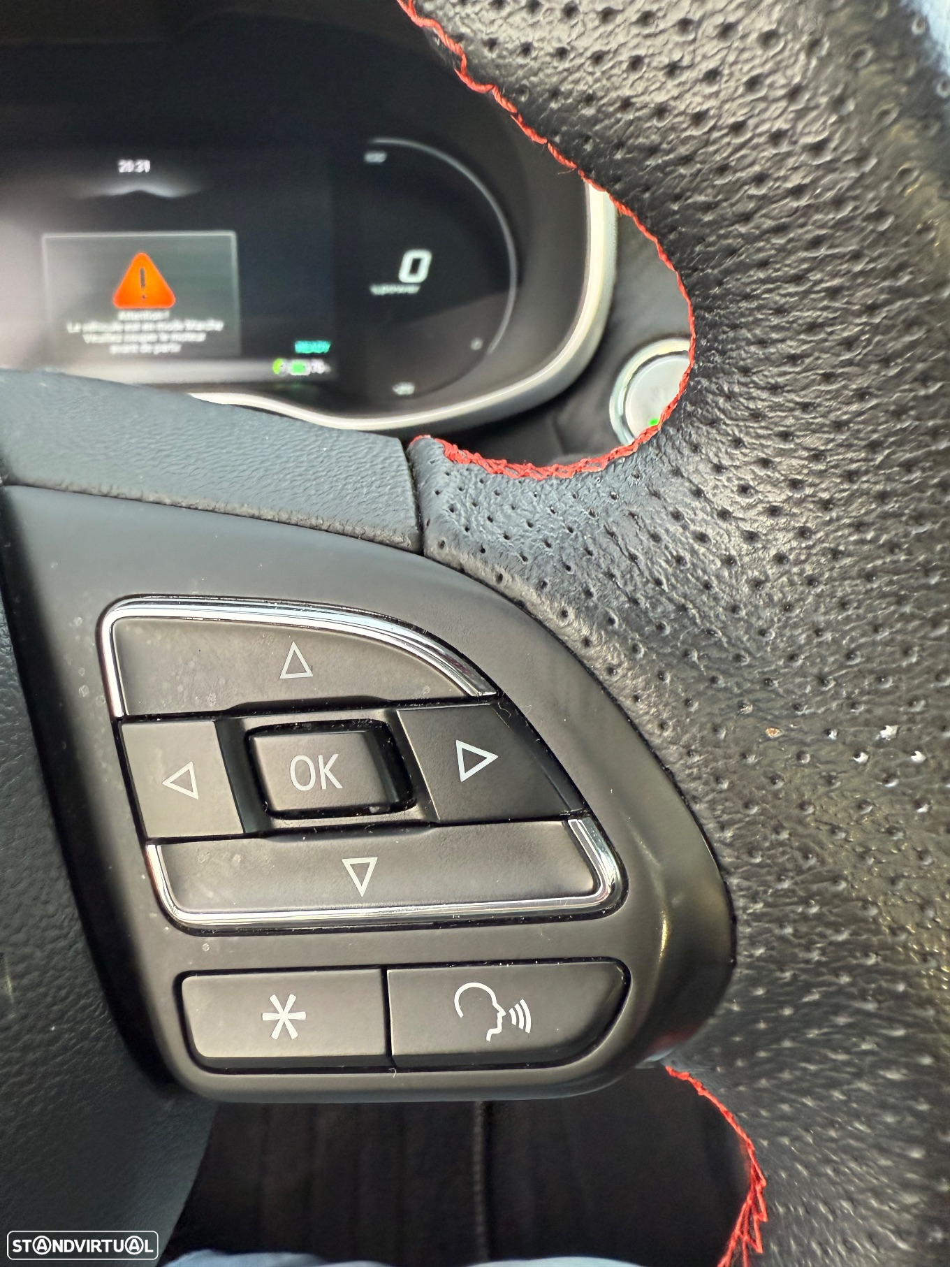 MG ZS EV 44.5 kWh Luxury - 24