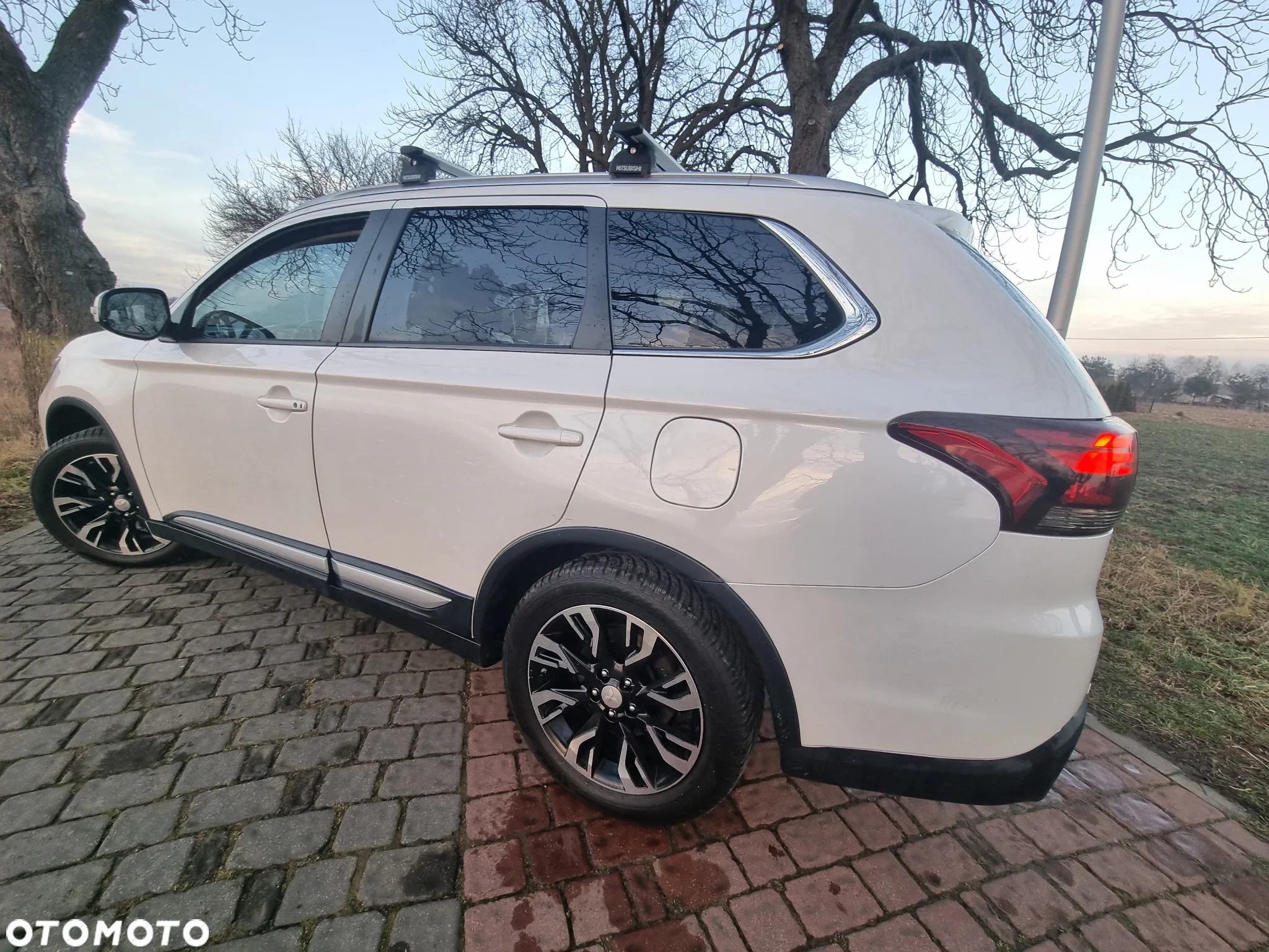 Mitsubishi Outlander 2.2 DID Intense + 4WD - 3
