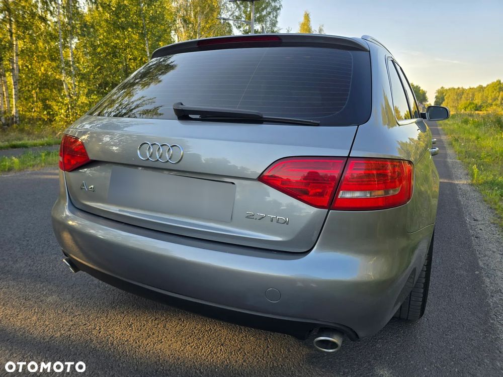 Audi A4 Avant - 5