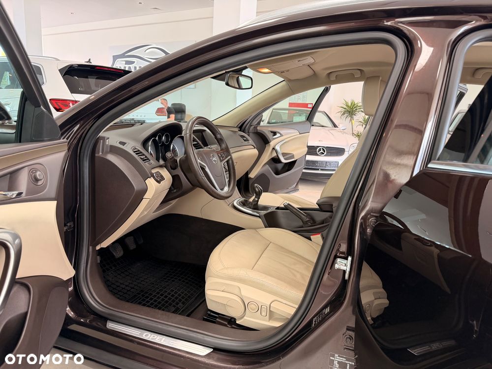 Opel Insignia - 21