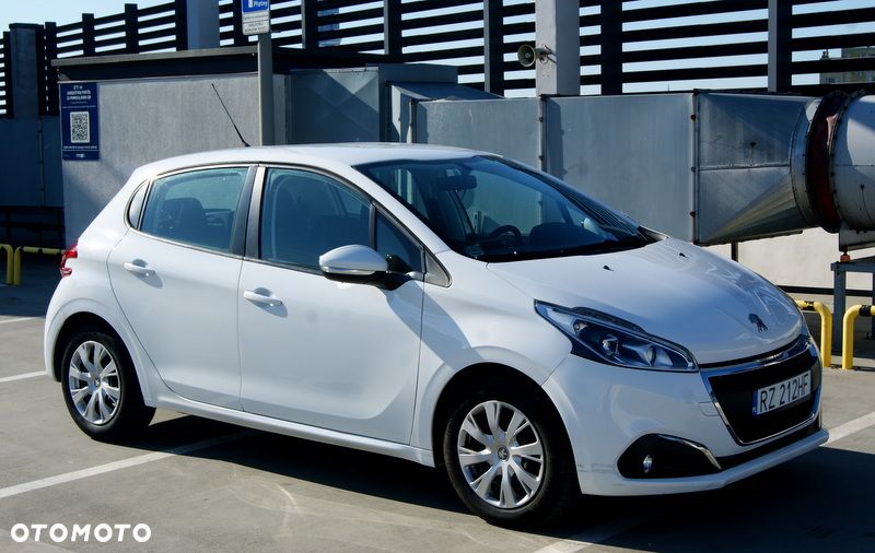 Peugeot 208 PureTech 82 Start & Stop Allure - 1