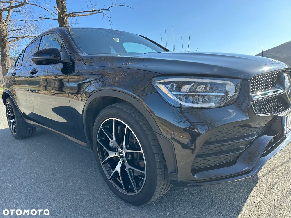 Mercedes-Benz GLC - 12