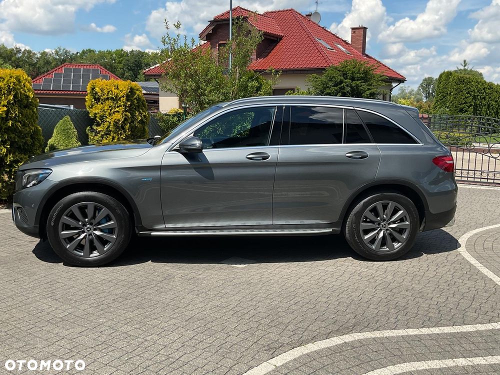 Mercedes-Benz GLC 250 4Matic 9G-TRONIC AMG Line - 26