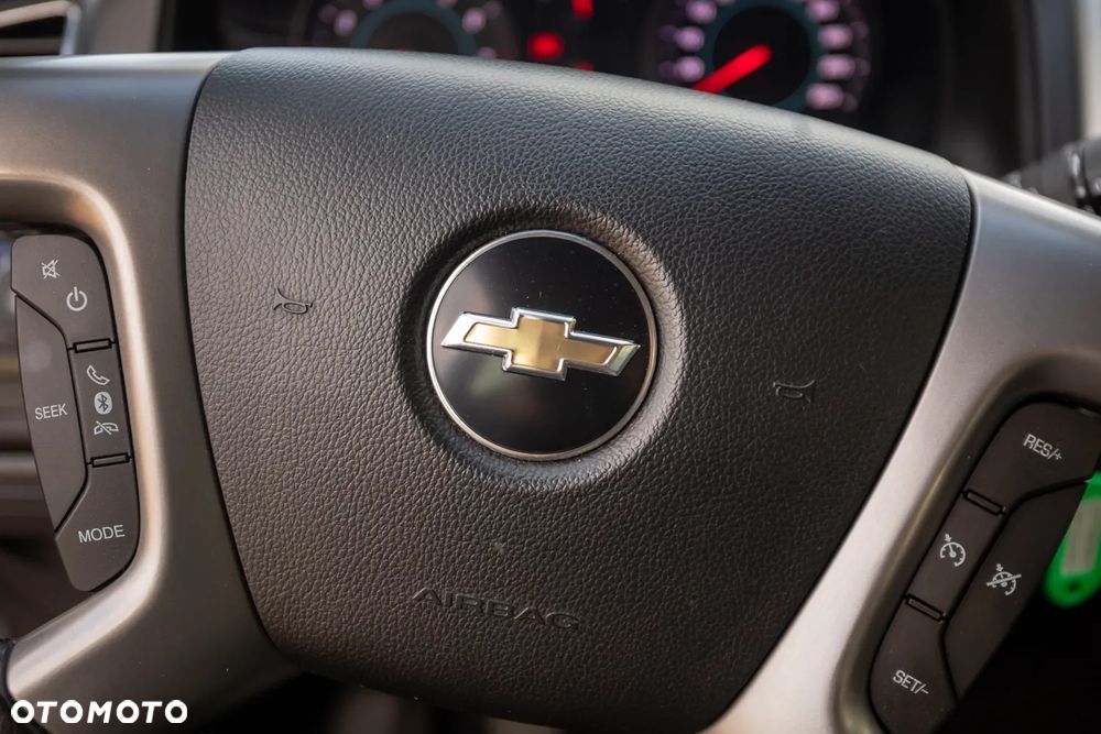 Chevrolet Captiva - 25