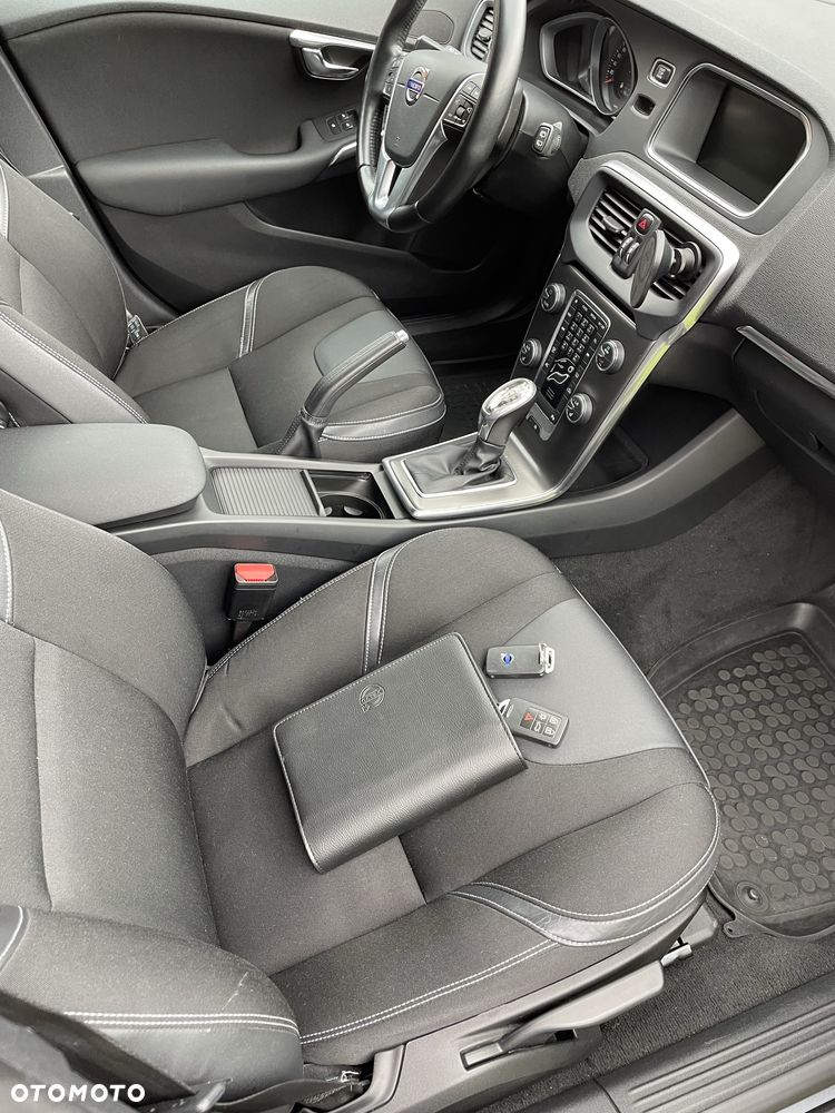 Volvo V40 - 2