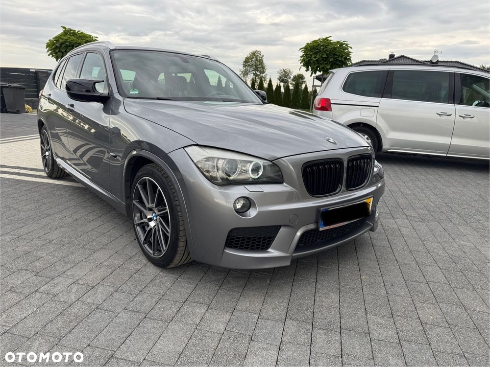 BMW X1 xDrive18d Sport Line - 1