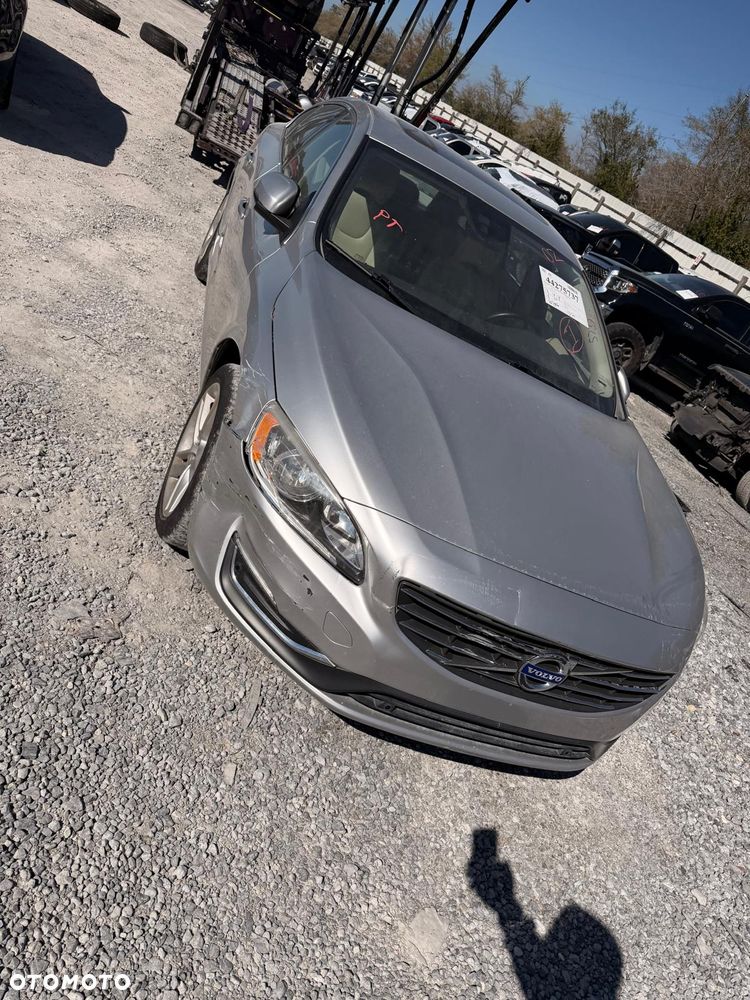 Volvo S60 - 23
