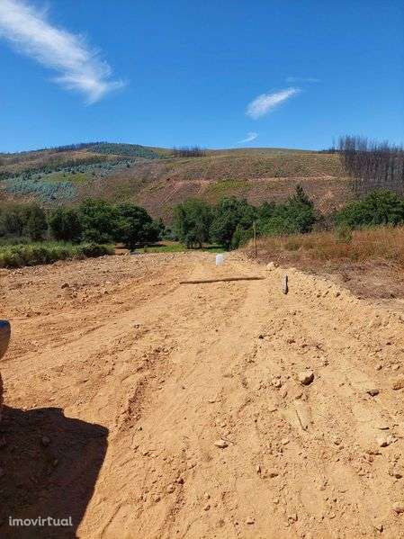 2 Lotes de terreno com viabilidade de construção - Oleiros - Grande imagem: 4/8