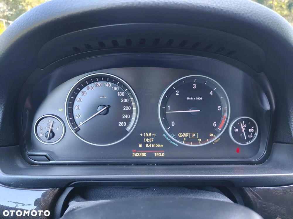 BMW Seria 5 520d - 6