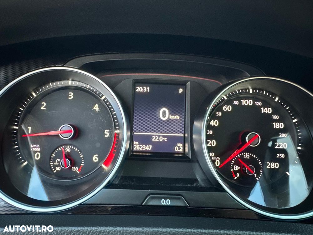 Volkswagen Golf - 15