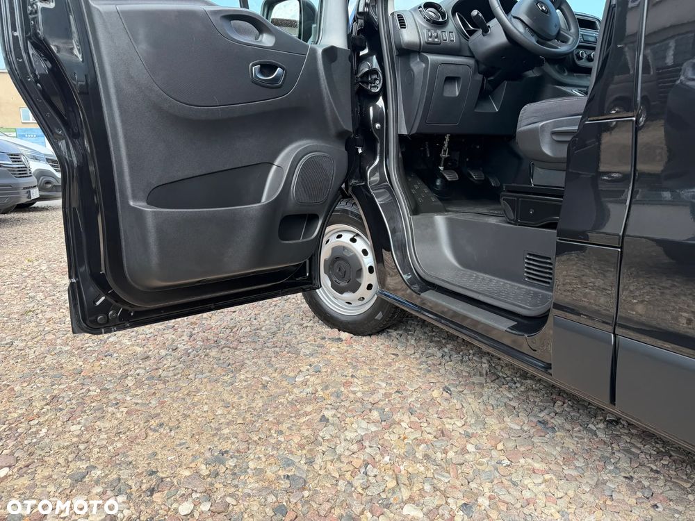 Renault Trafic - 12