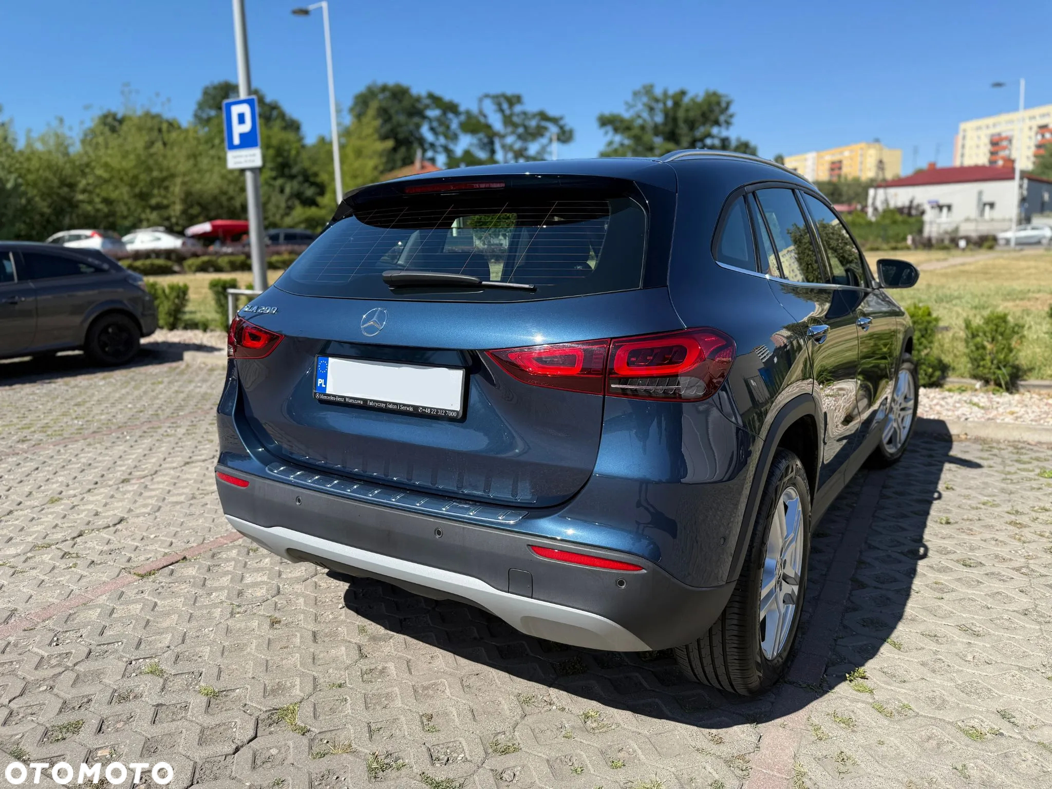 Mercedes-Benz GLA 200 Business Edition - 4