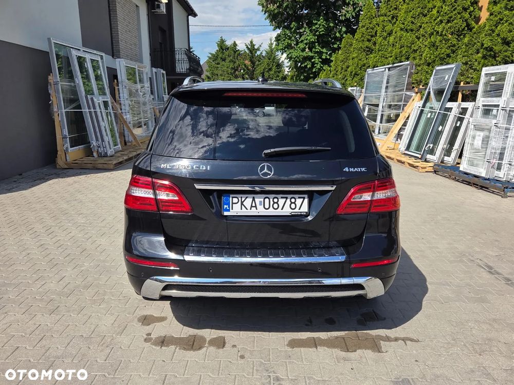 Mercedes-Benz ML 350 BlueTEC 4-Matic - 10